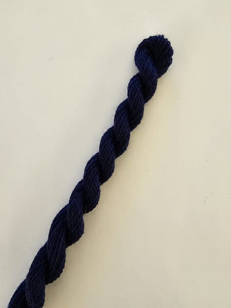 8014 marineblå (20 tråder/ 145 cm)