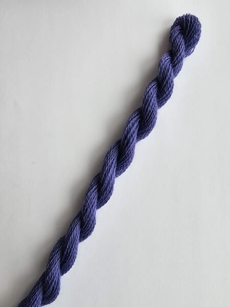 8058 blålilla (20 tråder/ 145 cm)