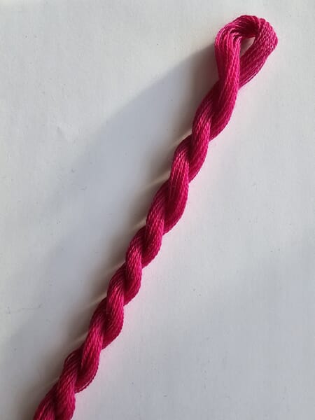 8084 cyklamen (20 tråder/ 145 cm)