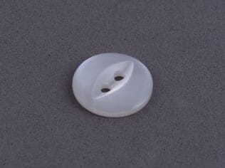 Knapp hvit rund - 14 mm