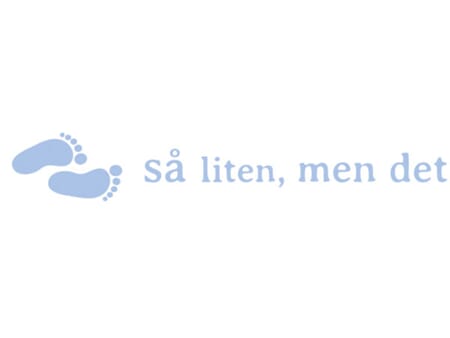 Blå på hvit - Så liten men det største på jord - 15 mm x 10