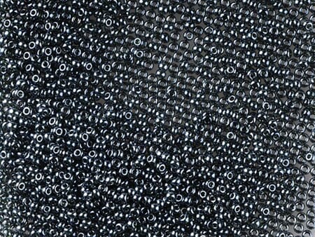 Bunadsperler - 56290 Mørk grønngrå m/ skinn